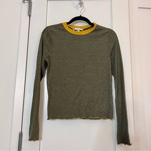 Green Ribbed Longsleeve Tee w/ Contrast Color - Size Small
